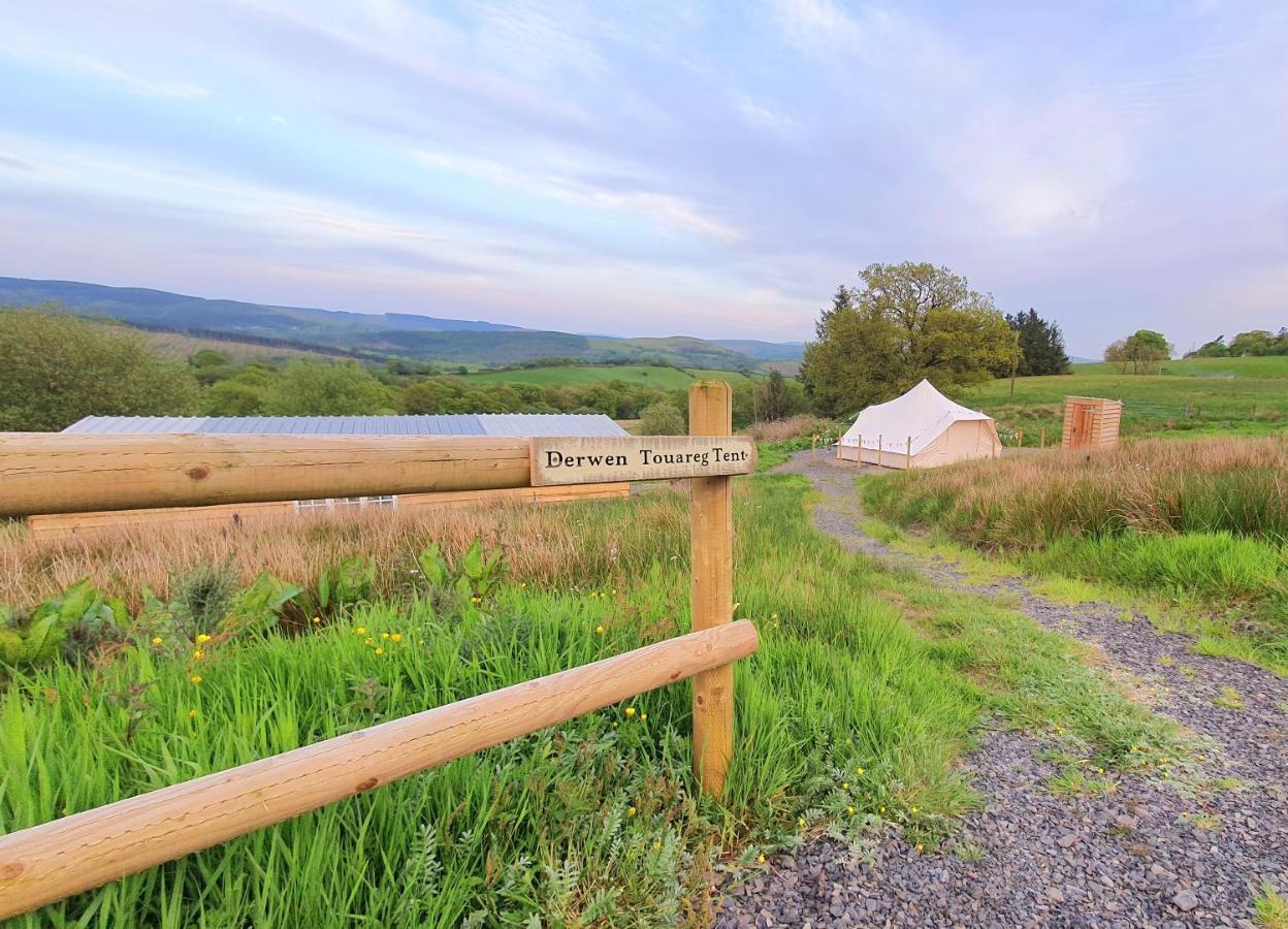 Calon Y Goedwig Glamping Hotel Ландоувъри Екстериор снимка